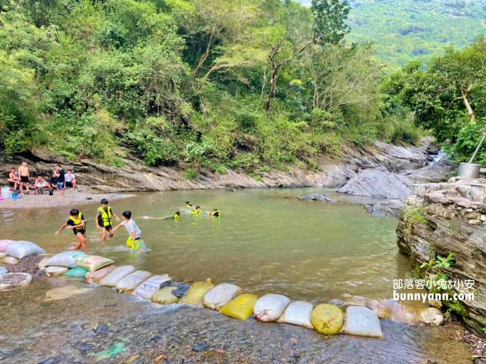 屏東【牛角溪瀑布群】免費玩水地點，玩溯溪和登山去處
