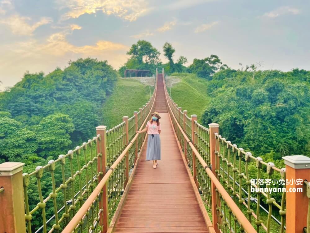 高雄漯底山自然公園，月世界泥火山探險，眺望美麗夕陽海景