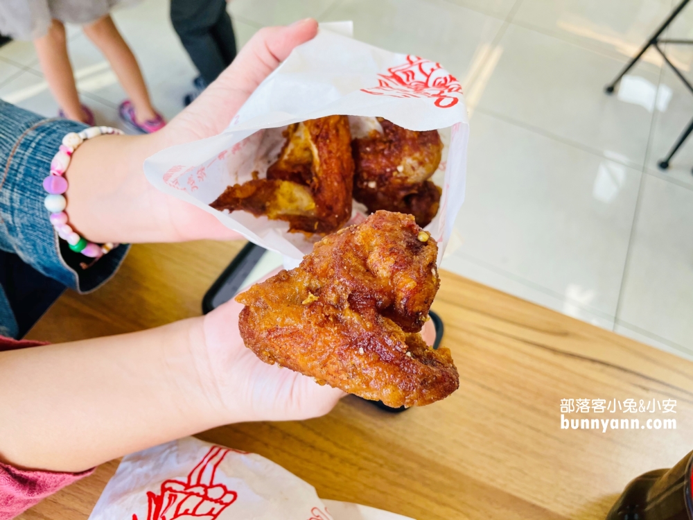 台南新化》葉麥克中藥炸雞，超人氣排隊雞排店