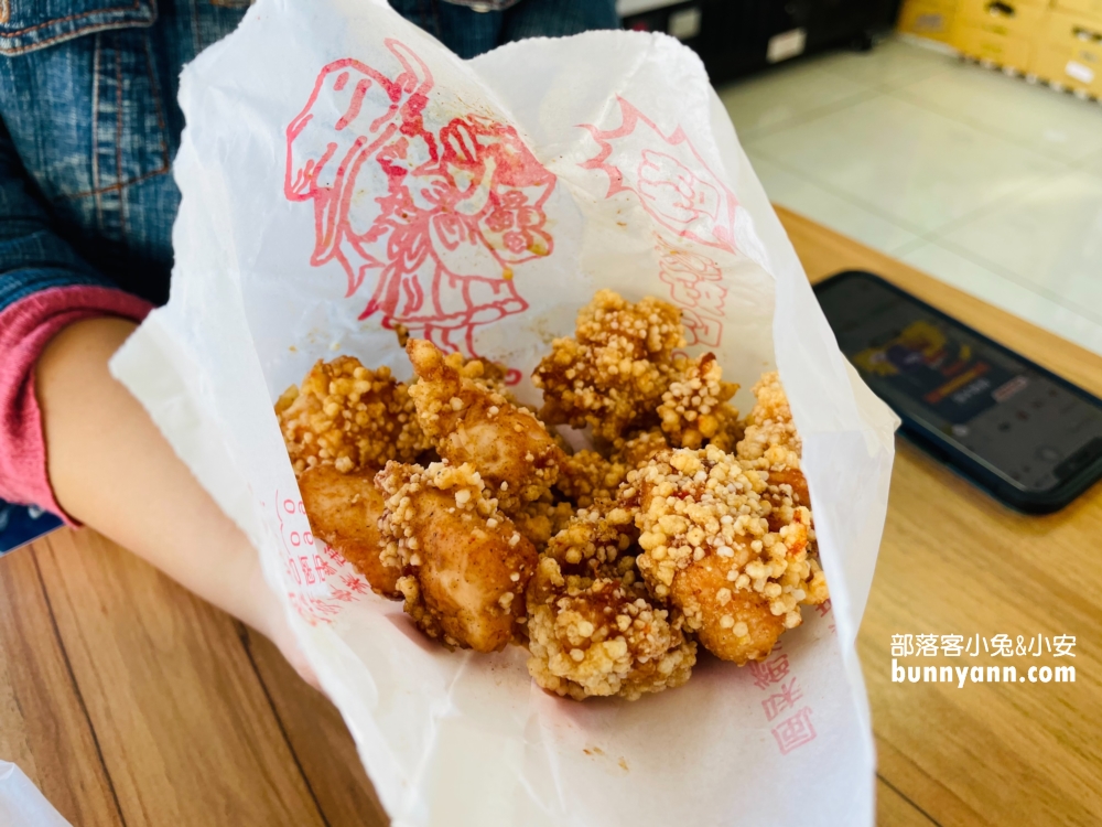 台南新化》葉麥克中藥炸雞，超人氣排隊雞排店