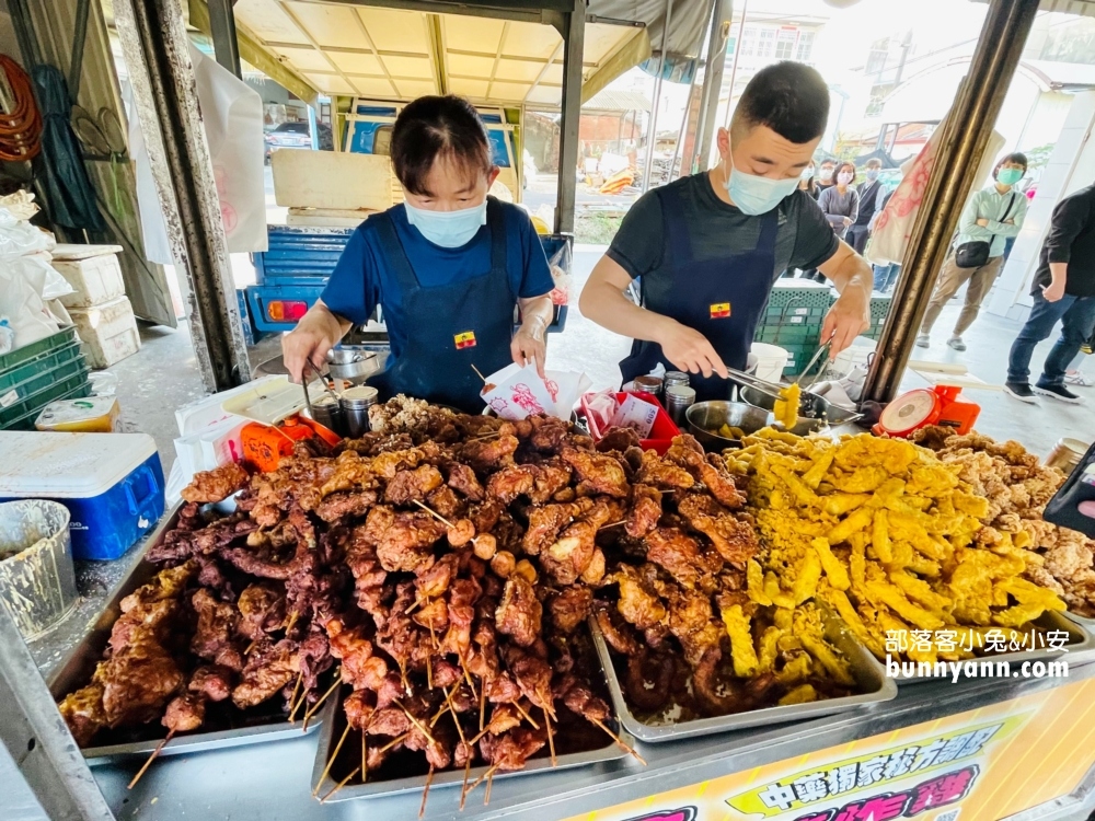 台南新化》葉麥克中藥炸雞，超人氣排隊雞排店