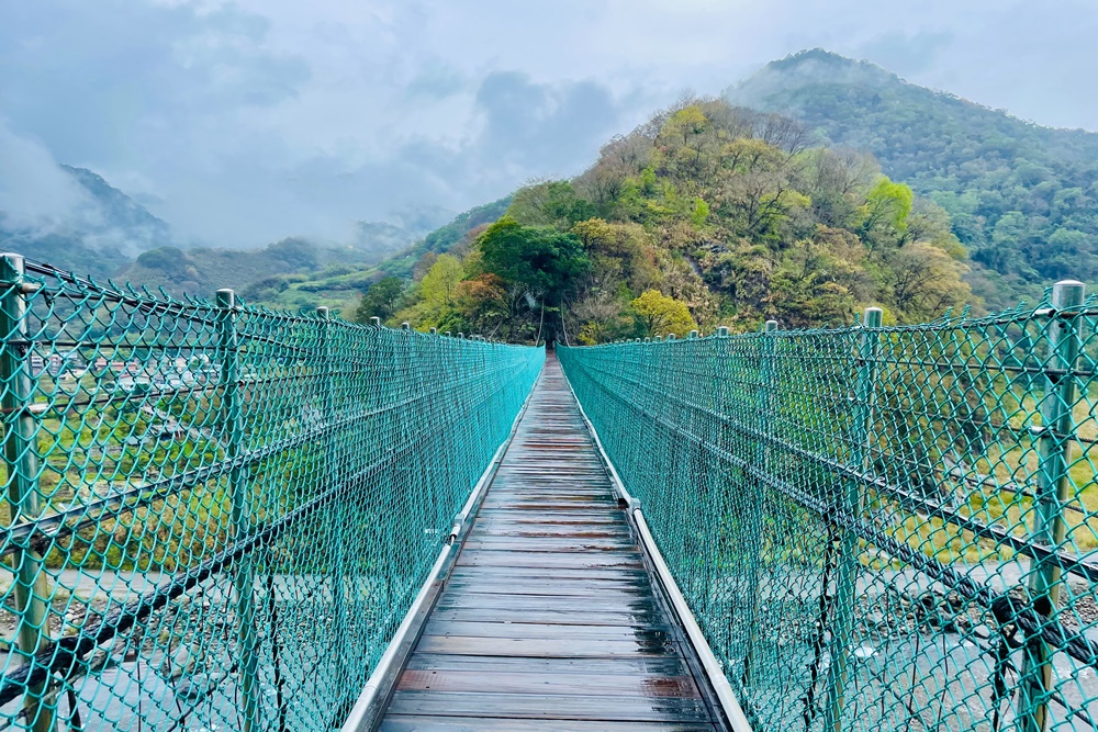 象鼻吊橋