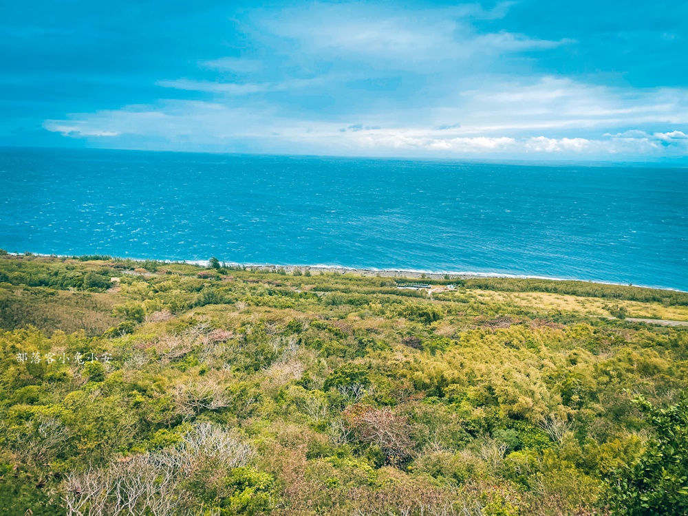 恆春高山巖福德宮最早土地公，賞關山夕照海景，飛來石超酷