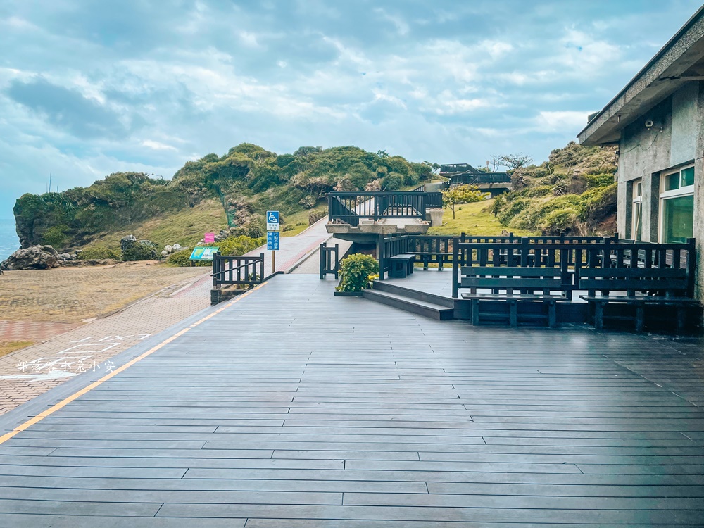 墾丁貓鼻頭公園輕鬆走，門票30元可賞到美麗海岸風景