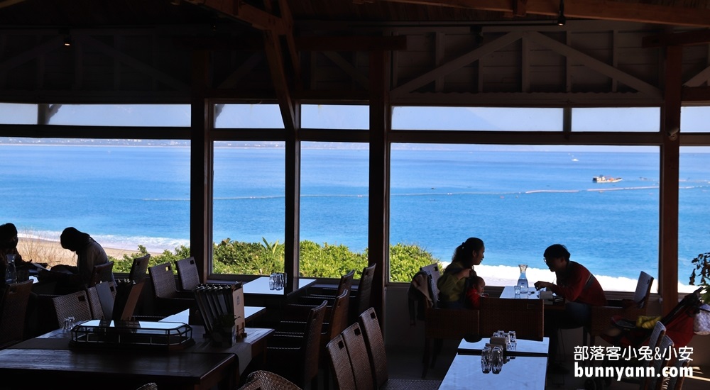 【原野牧場】花蓮看海咖啡店，餵羊、下午茶、約會一次滿足