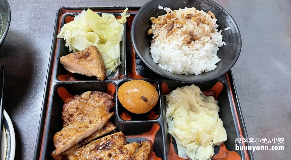 2.國家新城魯肉飯，安樂區銅板價美食店家