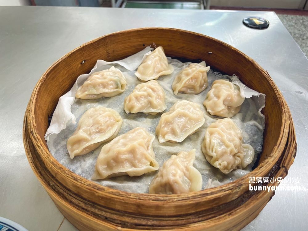 花蓮好吃蒸餃店》來來小籠包，美崙的平價美味小吃店