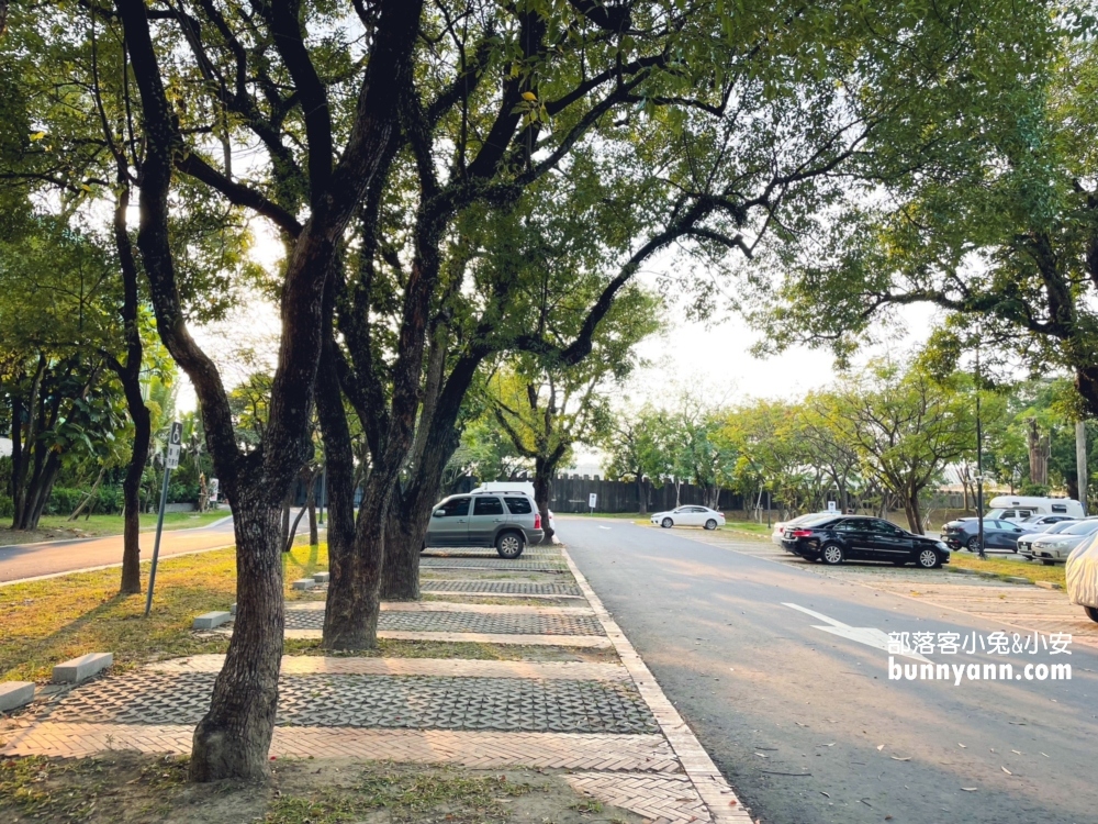 高雄【旗山糖廠】來高雄旗糖農創園區吃冰棒、拍古蹟半日遊