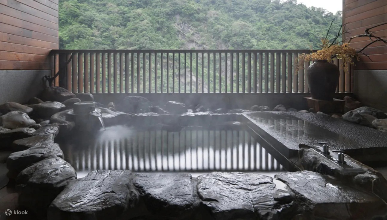 烏來【璞石麗緻溫泉會館】超美90分鐘湯屋，烏來山景任你賞