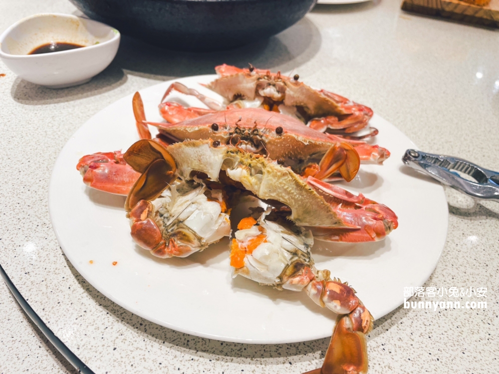 【海之鄉海產餐廳】超便宜一片不用七塊錢生魚片，250元40片真佛