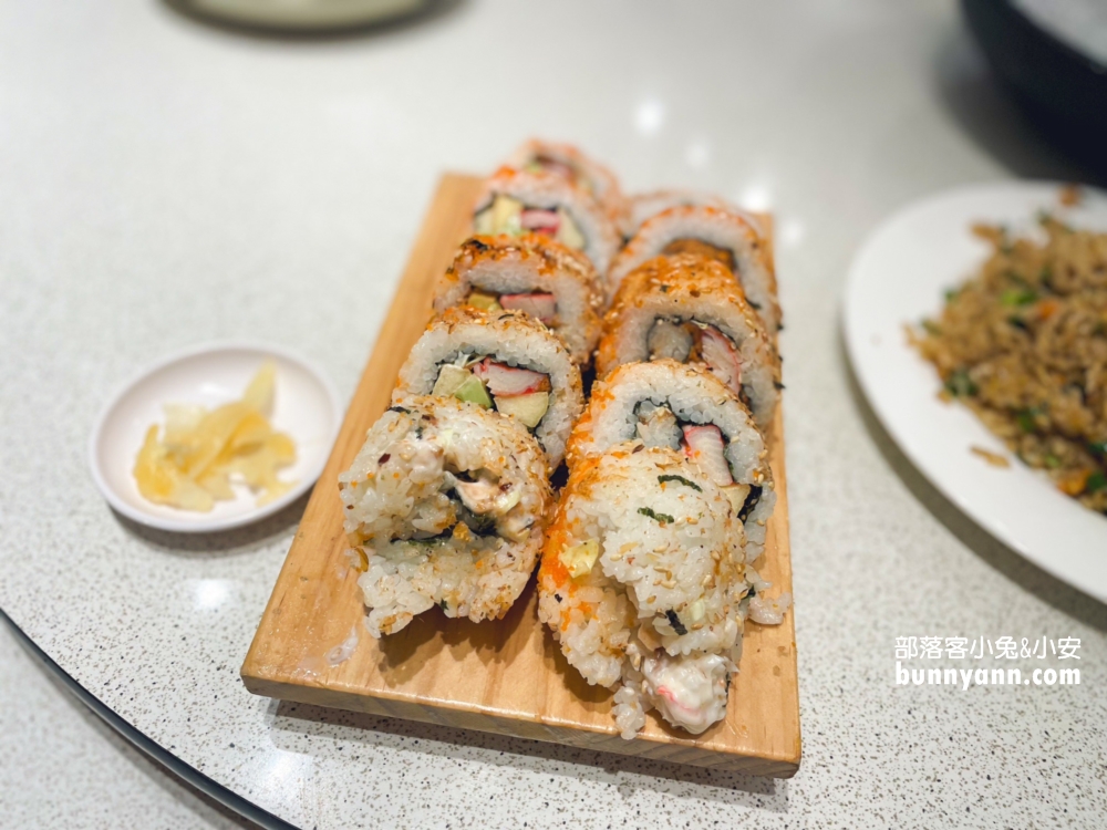 【海之鄉海產餐廳】超便宜一片不用七塊錢生魚片，250元40片真佛