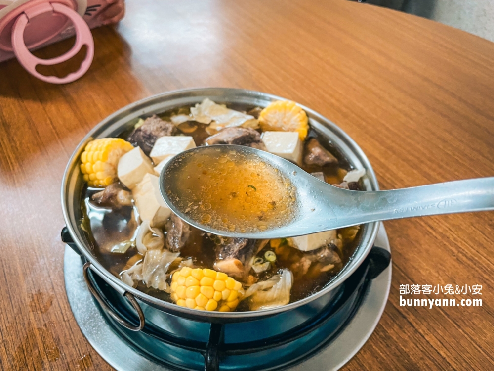 超好吃【老牌羊肉霧峰】精選員園美食館必吃餐點推薦指南