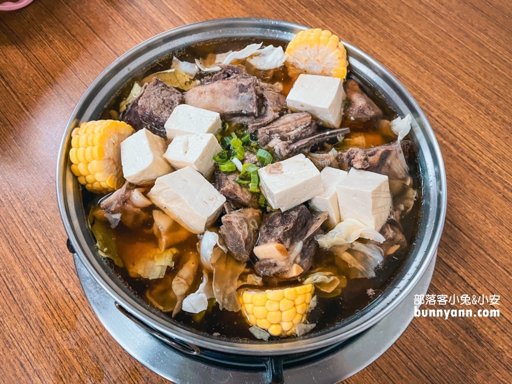 超好吃【老牌羊肉霧峰】精選員園美食館必吃餐點推薦指南