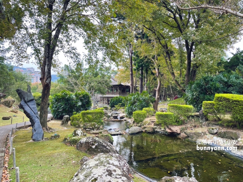 台北故宮博物院裡的小江南，至善園免門票漫遊江南煙雨，景色也太漂亮。