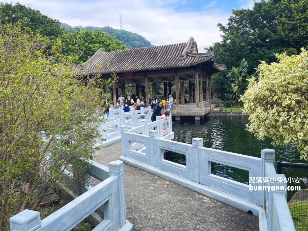 台北故宮博物院裡的小江南，至善園免門票漫遊江南煙雨，景色也太漂亮。