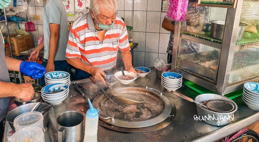 【輝煌牛肉湯】牛肉湯只要60元超讚，北港朝天宮美食推薦