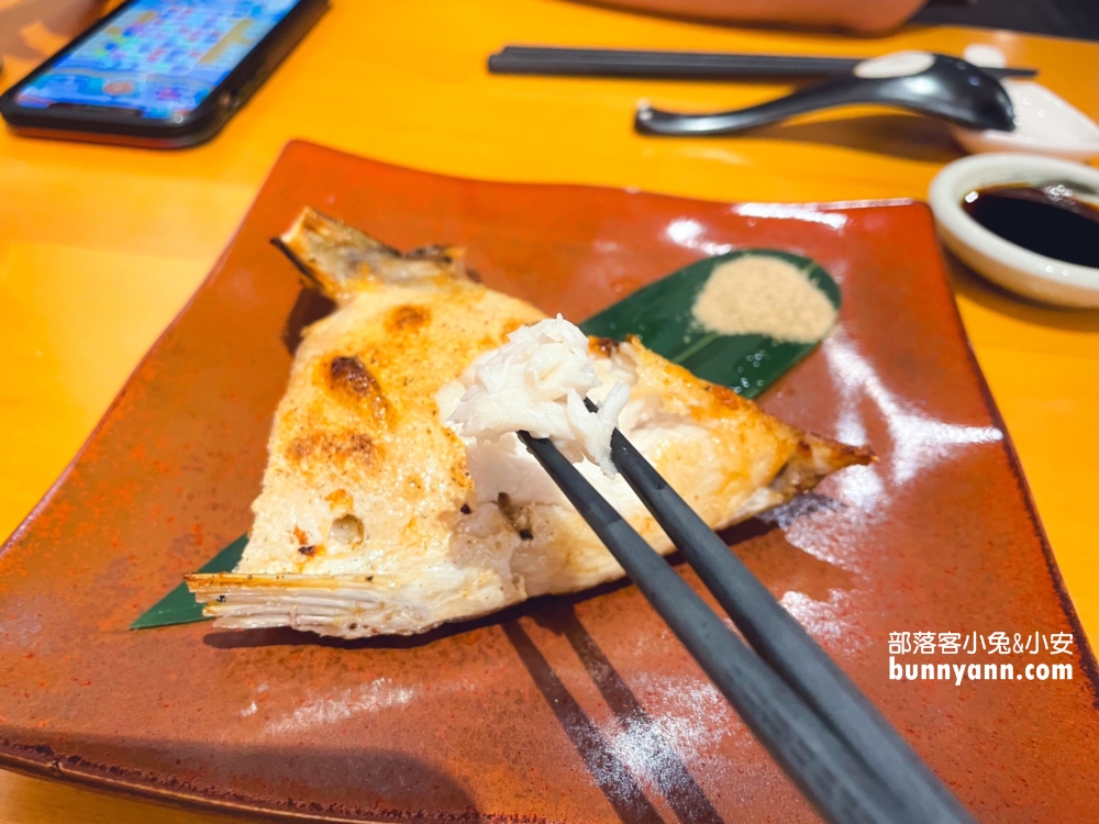 花蓮超好吃【猿羽川鰻魚專賣】美崙日本料理店點餐指南