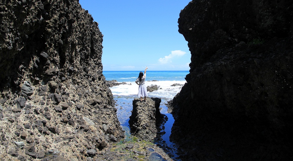 花蓮新景點》花蓮石門海秘境麻糬洞，電影沉默取景場景，賞東海岸唯美海景~ @小兔小安*旅遊札記